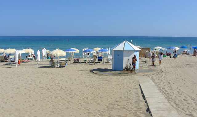 Rosa Marina: quel villaggio degli anni 60 divenuto il "buen retiro" estivo della borghesia barese